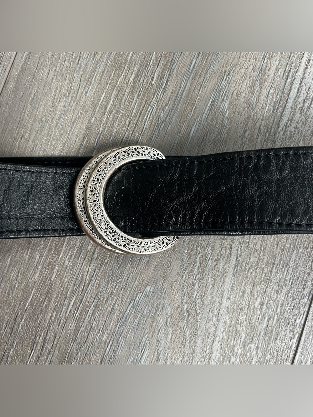 Vintage Black Leather Belt Silver Ring Buckle Boho Western S/M - Picture 2 of 10